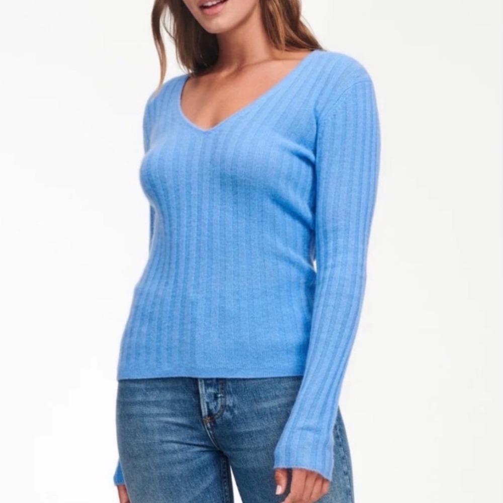 NAADAM Cashmere Ribbed V Neck Sweater Cornflower Blue Long Sleeve - Small